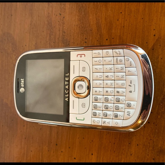 Alcatel Go Phone - Picture 2 of 4